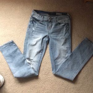 Aren’t tight enough for my liking.